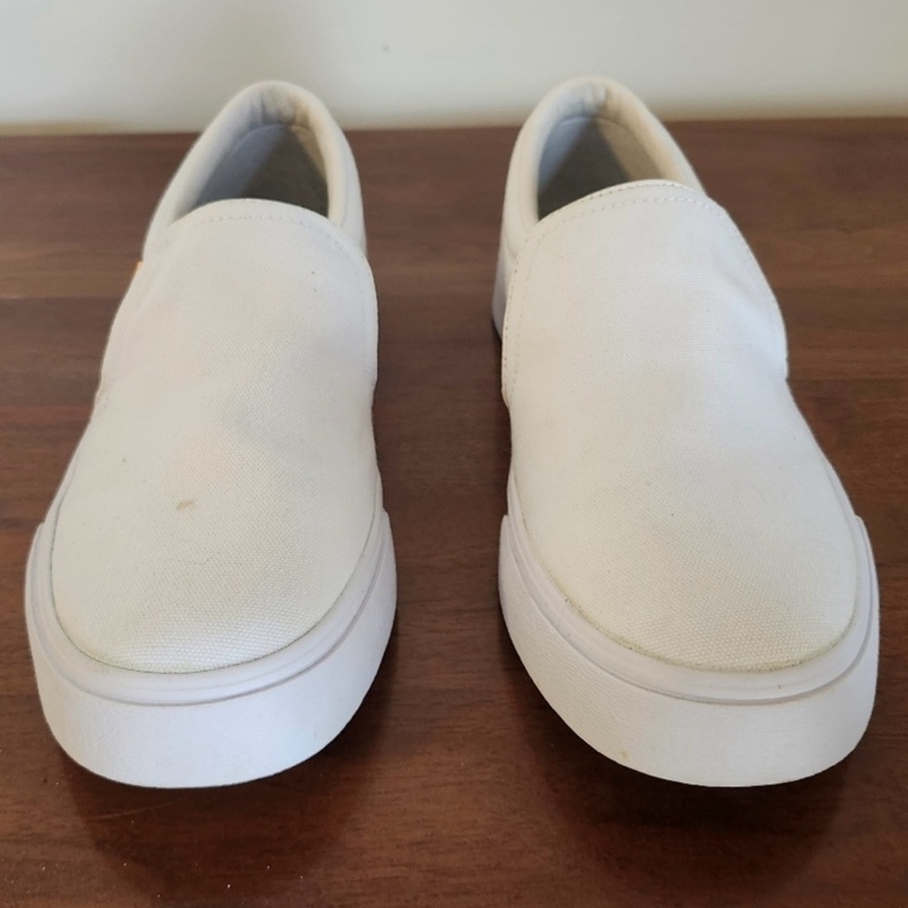 Nike Women's White Slip-On